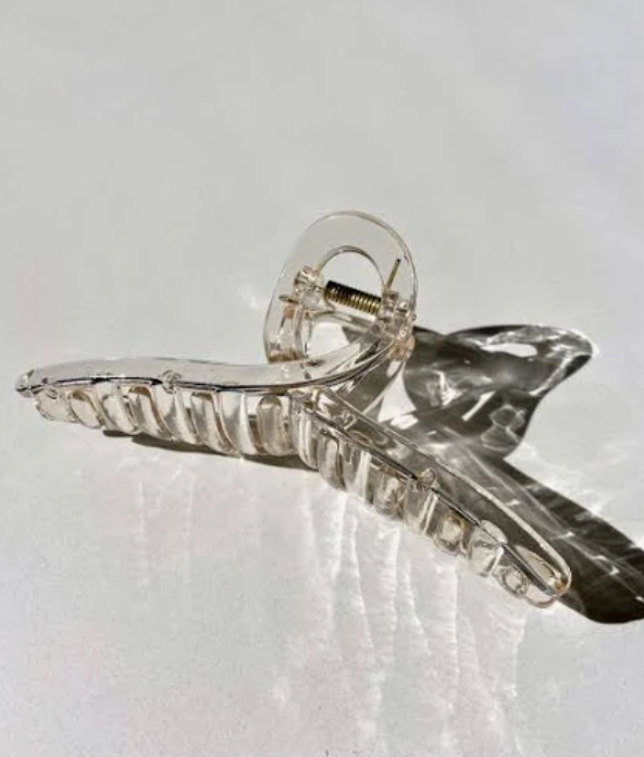 Big Resin Looped Claw Clip