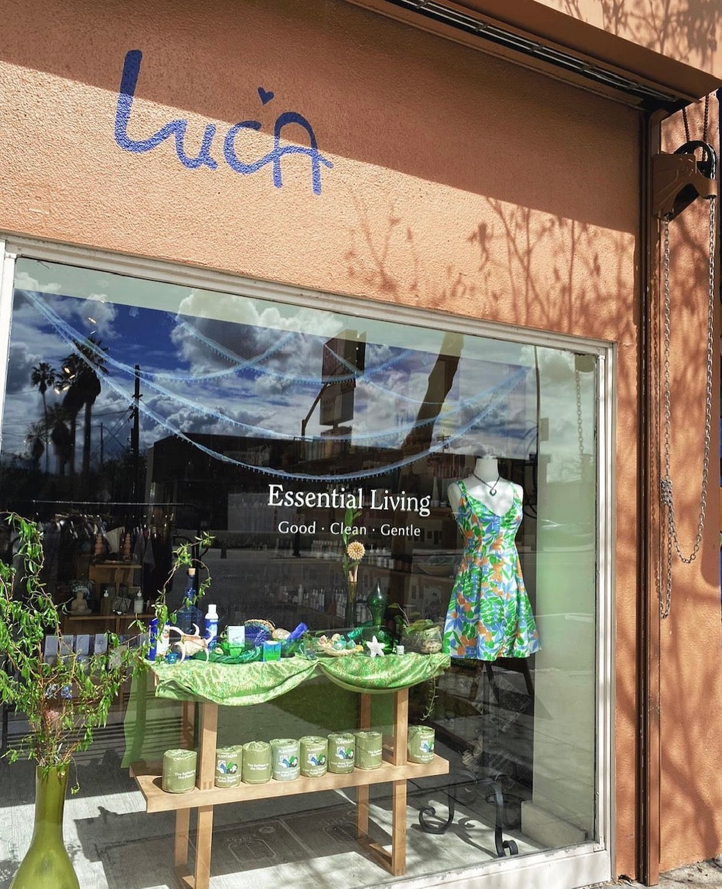 about us – Luca