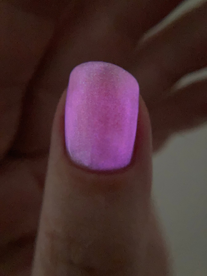 Death Valley Nails - Wedgie (Glow)